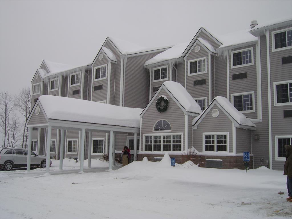 Parry Sound Inn And Suites Ngoại thất bức ảnh