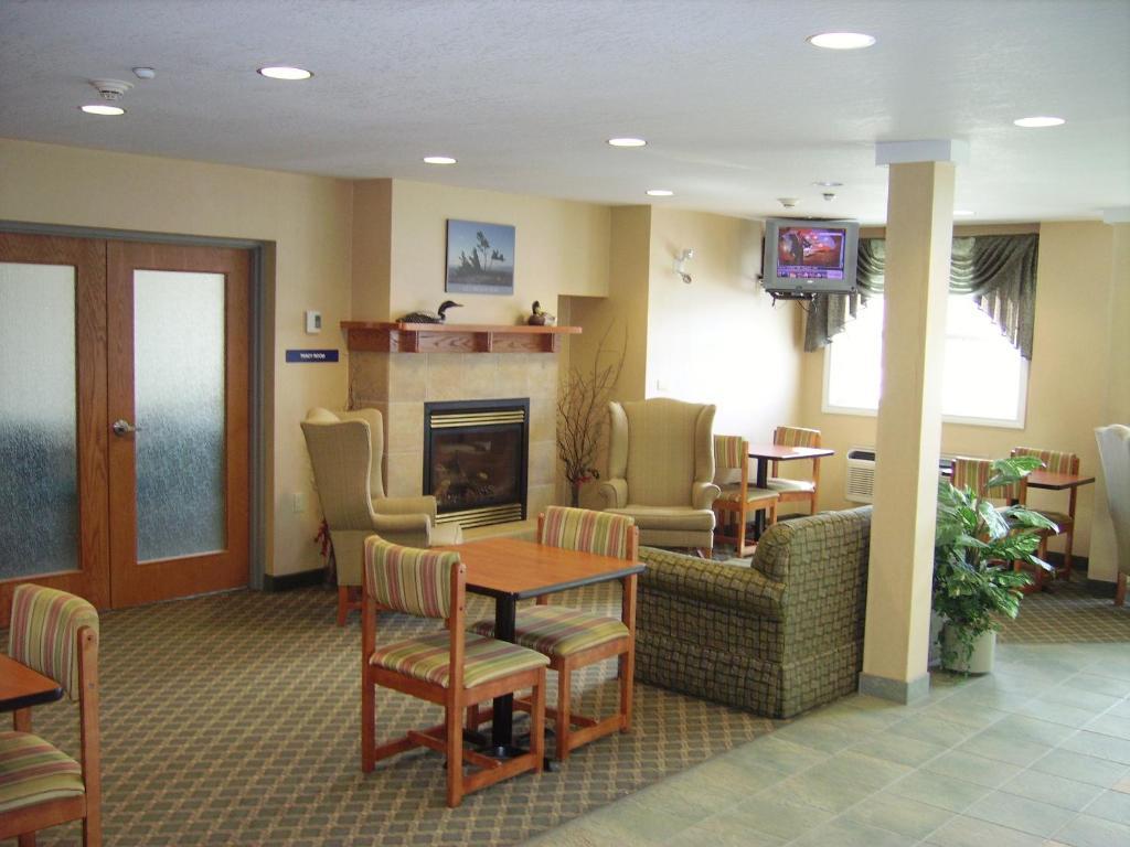 Parry Sound Inn And Suites Ngoại thất bức ảnh