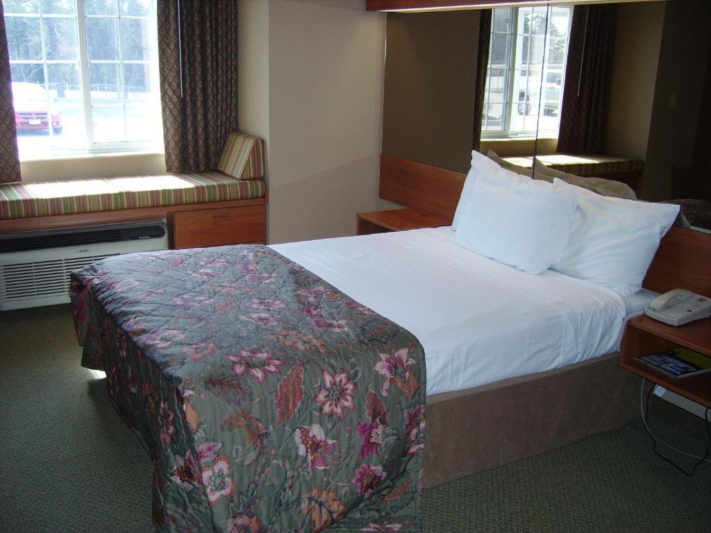Parry Sound Inn And Suites Phòng bức ảnh