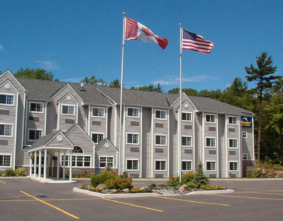 Parry Sound Inn And Suites Ngoại thất bức ảnh